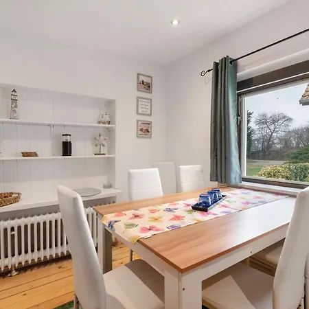 Holiday home Weyres *